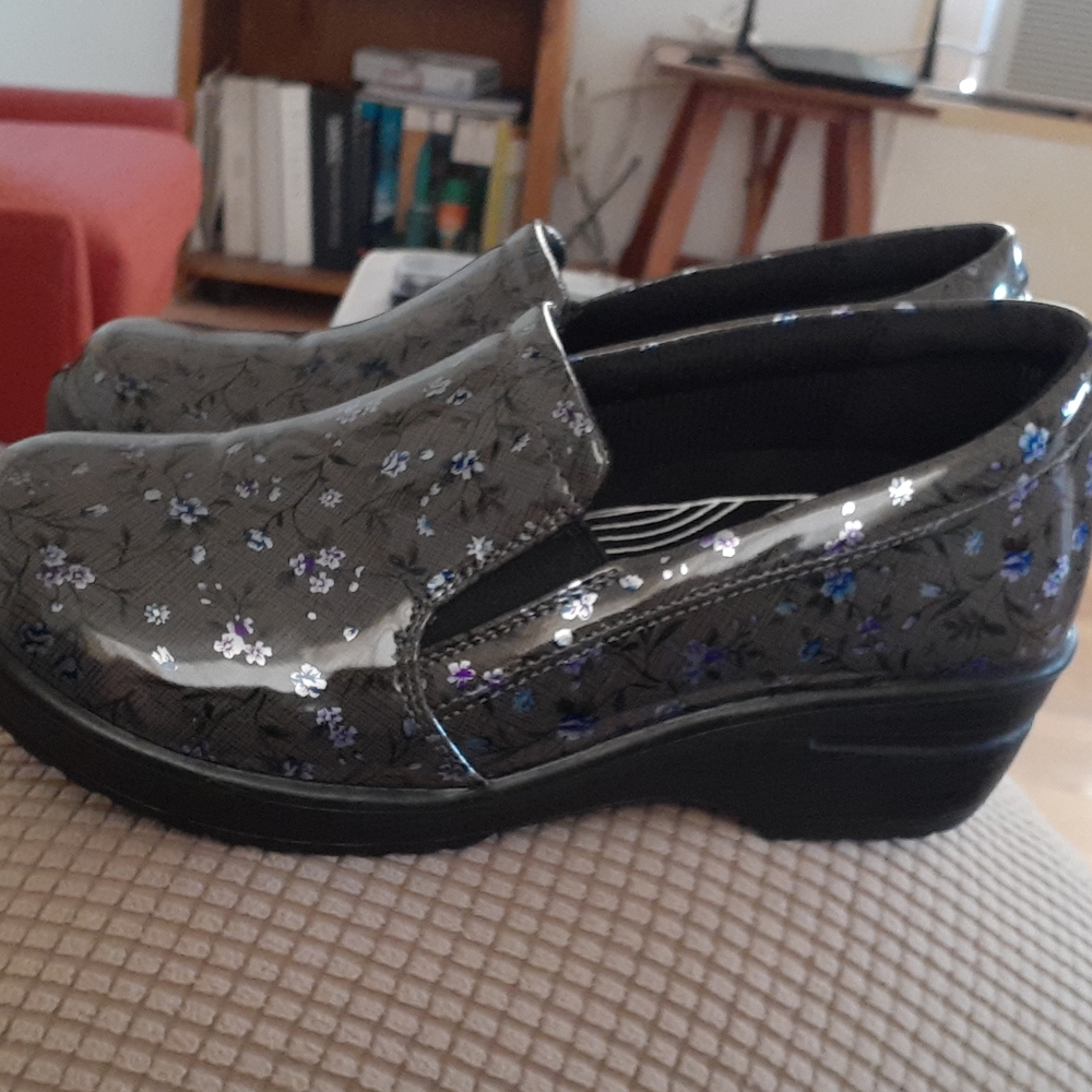 nurse shoes clogs
